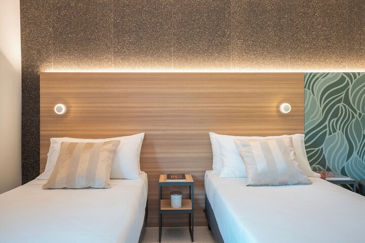 Room 19 of 60