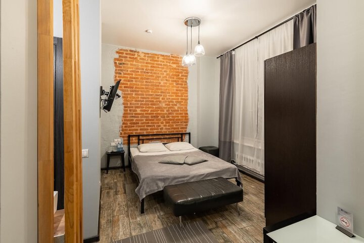 Room 33 of 56