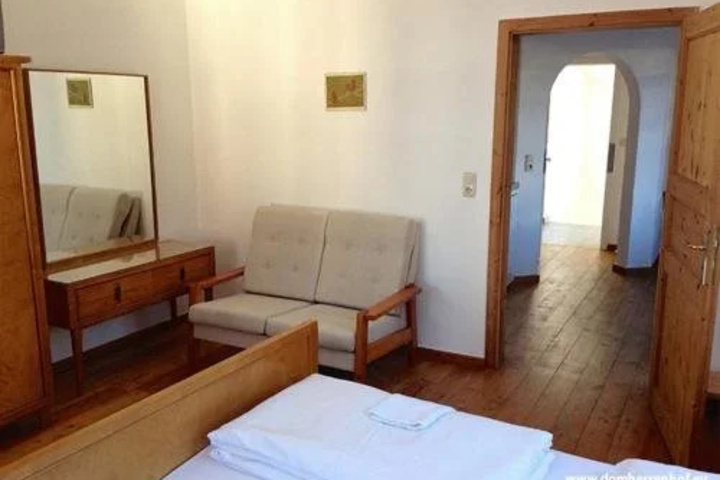 guest_rooms
