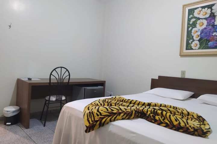 Room 15 of 34