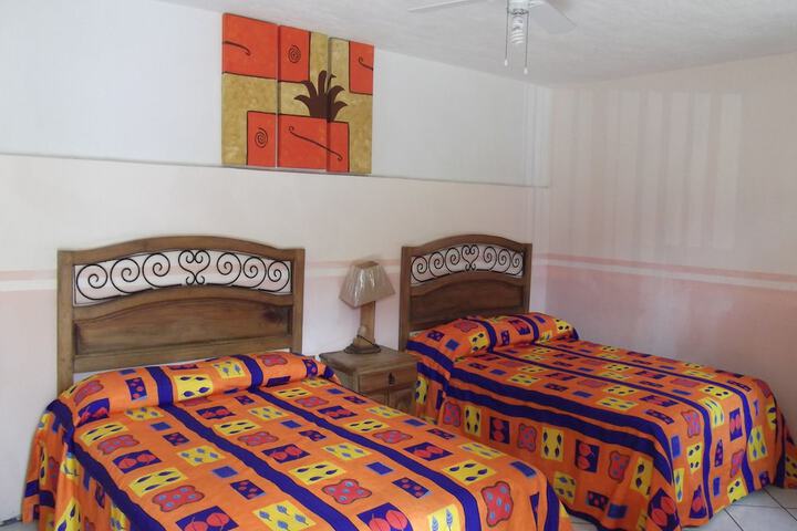 Room 3 of 6