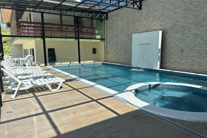 Pool 32 of 43