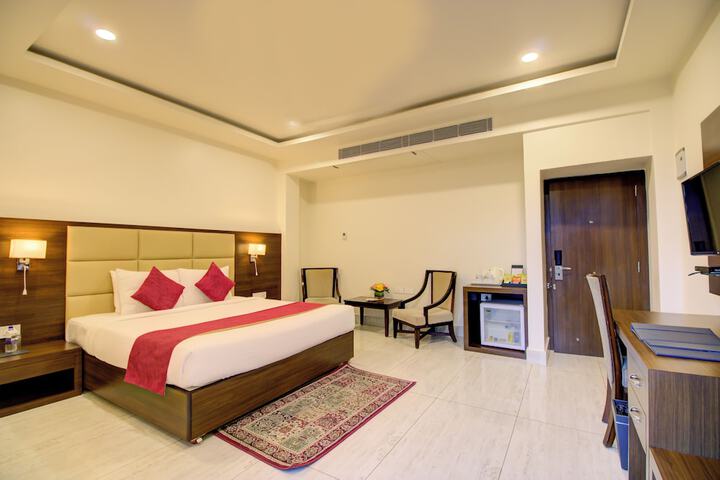 Room 9 of 41