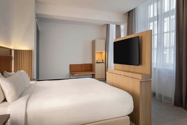 Room 26 of 57