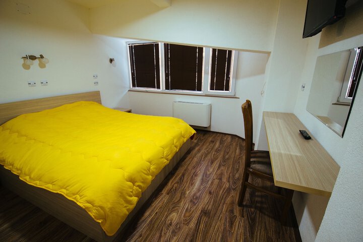 Room 21 of 61