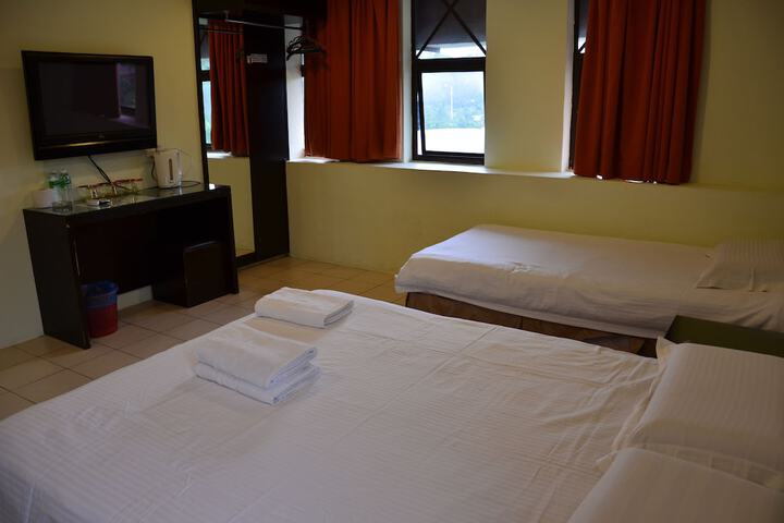 Room 21 of 56