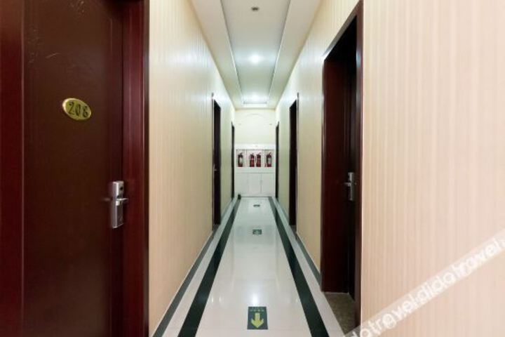 Hotel Interior 5 of 20
