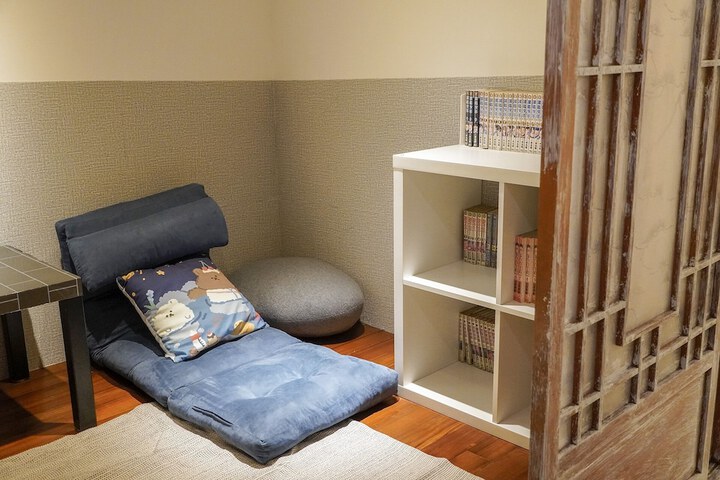 Room 62 of 93