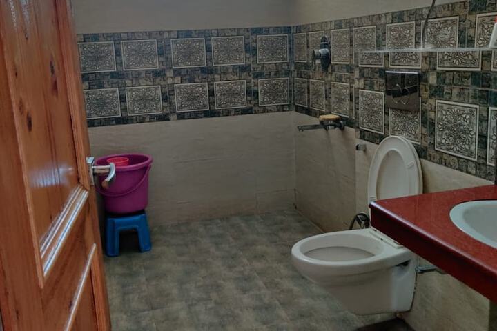 Room 19 of 30