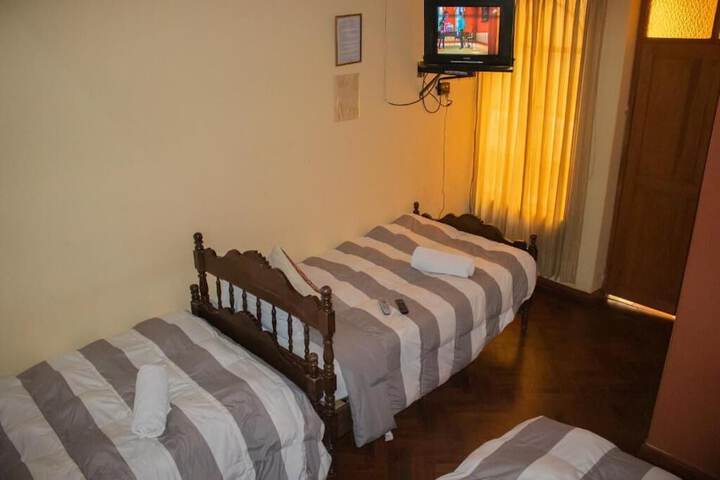 Room 25 of 65
