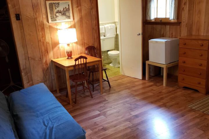 Room 74 of 215