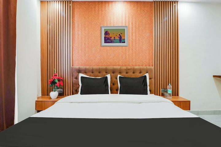 Room 3 of 14