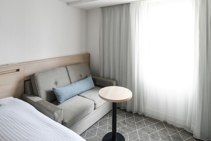 Room 38 of 90