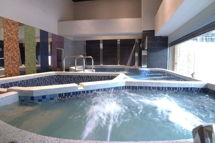 Spa 50 of 55