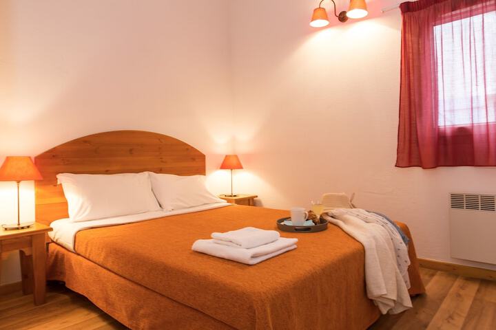 Room 4 of 14