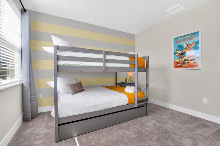 Room 14 of 31