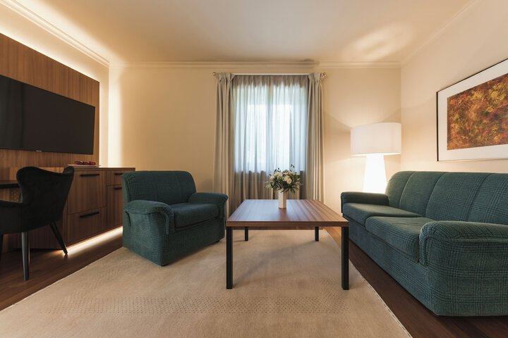 Room 49 of 119