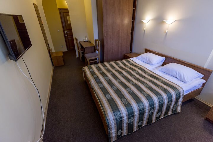 Room 10 of 53