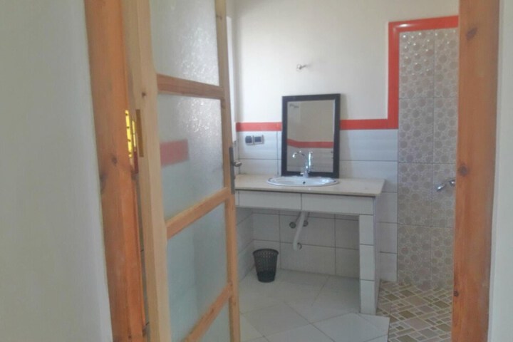 Room 34 of 51