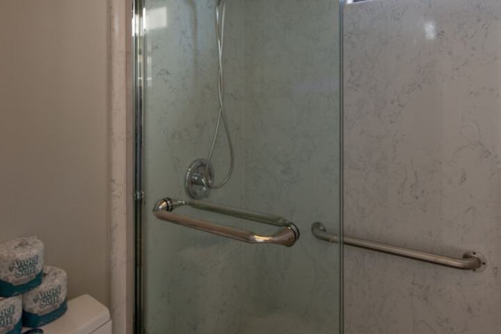 Room 14 of 23