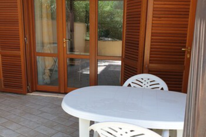 Terrace/Patio 2 of 49
