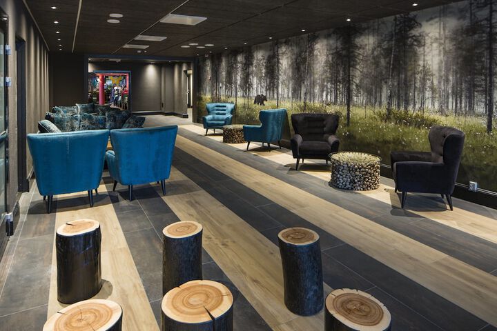 Lobby Photos