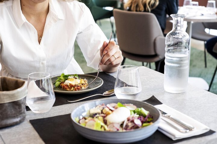 Dining 88 of 129