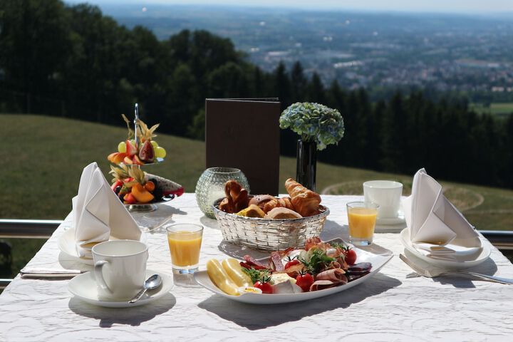 Breakfast/Coffee Service 61 of 84