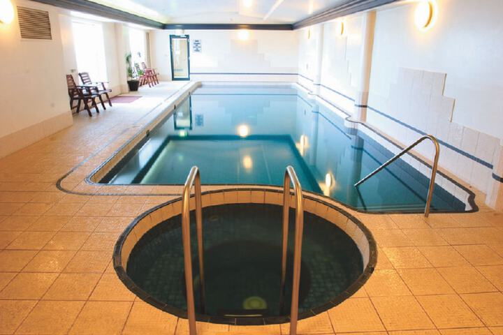 Pool 44 of 64