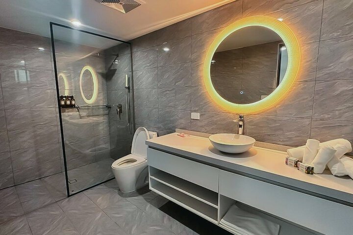 Room 40 of 53