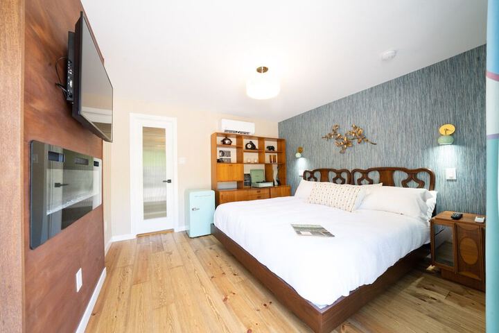 Room 18 of 63
