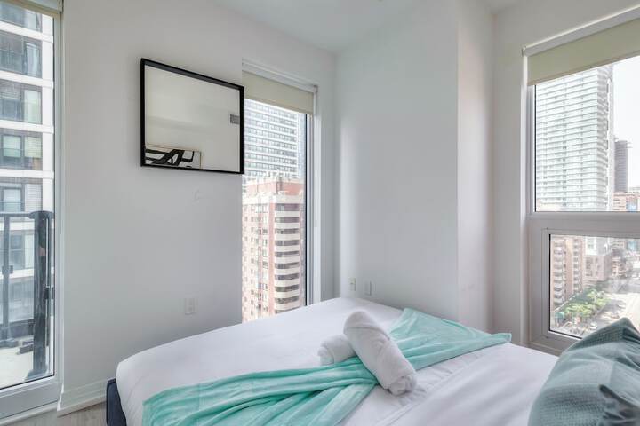Room 17 of 340