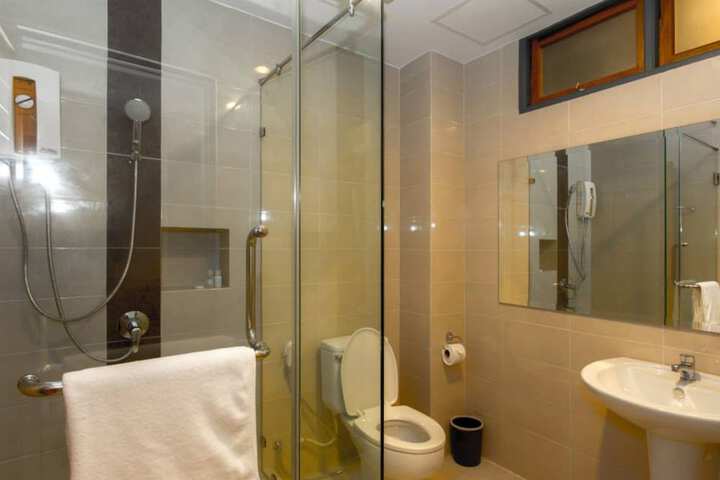 Room 20 of 34