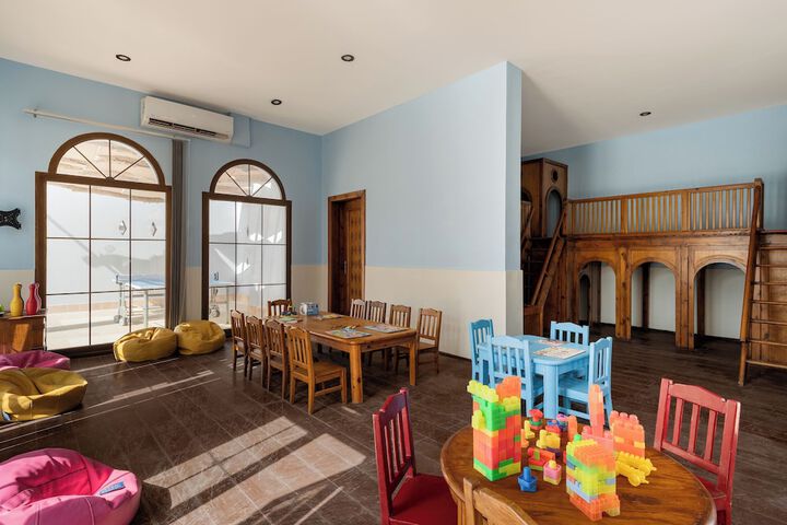 Children's play area - indoor