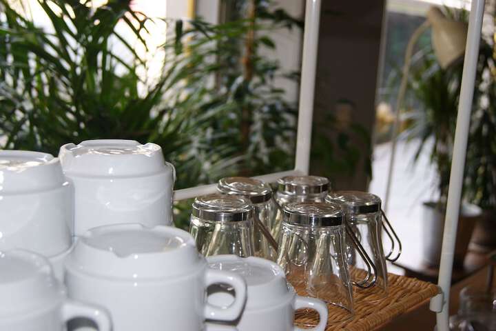 Breakfast/Coffee Service 25 of 34