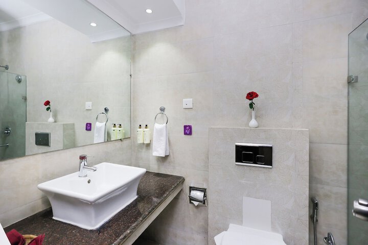 Room 20 of 48