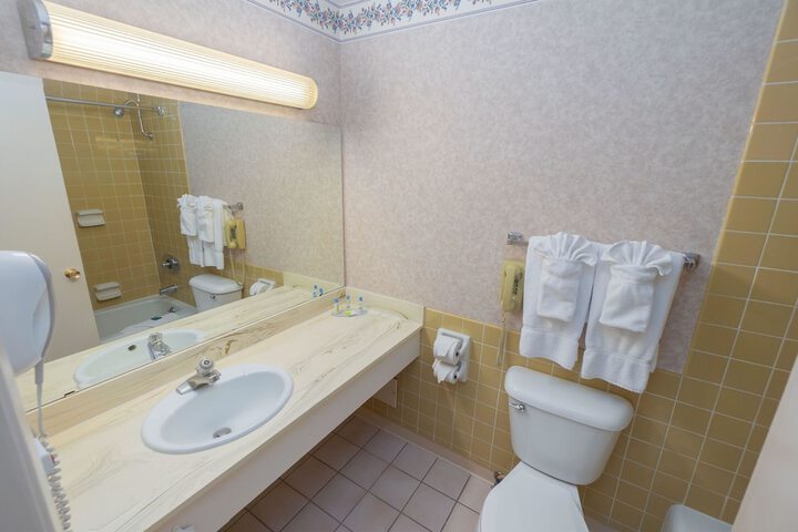Clean Restrooms