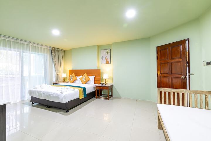 Room 19 of 87