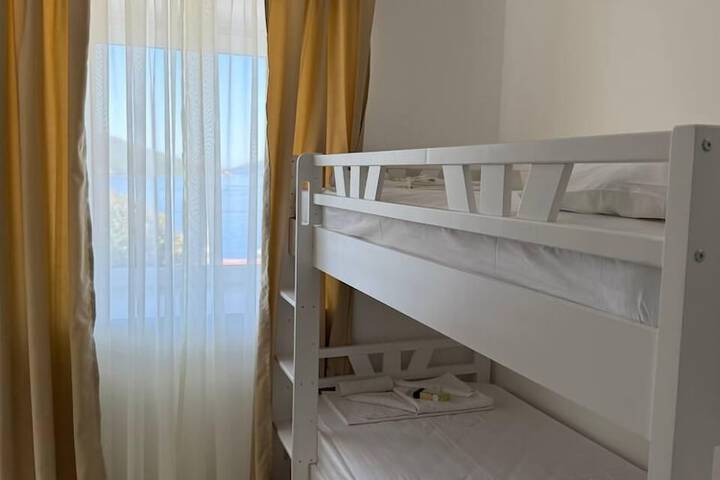 Room 39 of 74