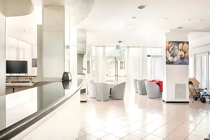 Hotel Interior 7 of 29