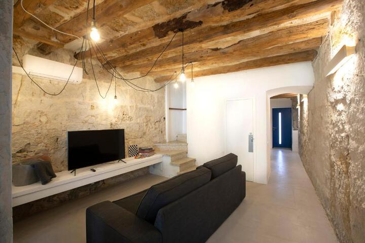 Casa reformada junto al lago de Banyoles