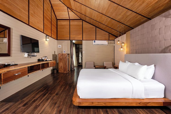 Room 25 of 105