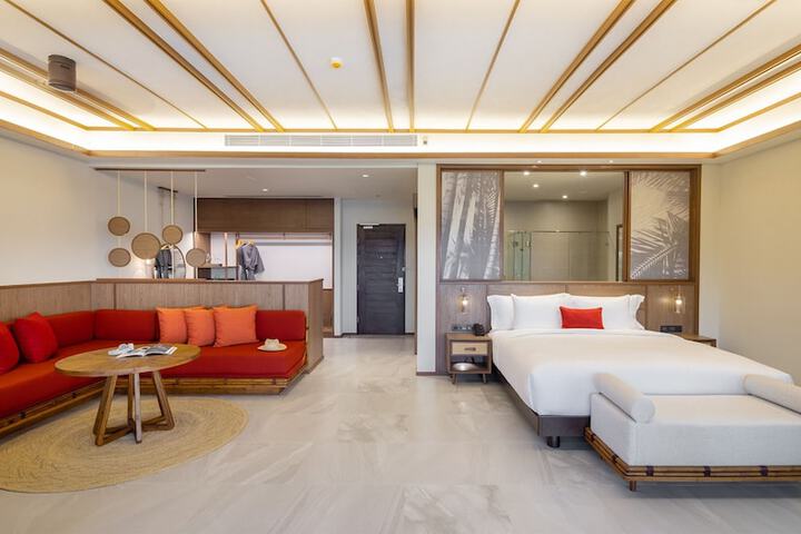 Room 19 of 245
