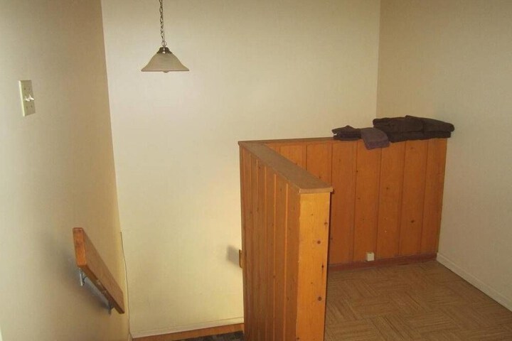 Room 5 of 34