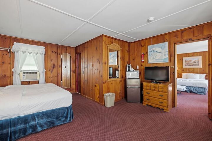 Room 13 of 45