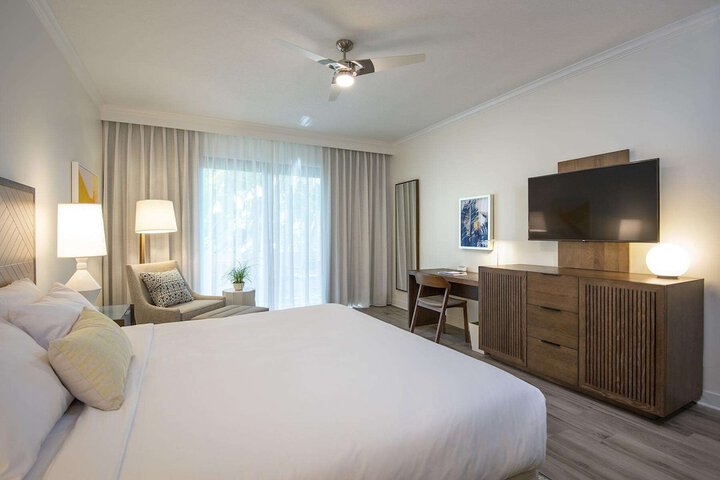Room 20 of 240