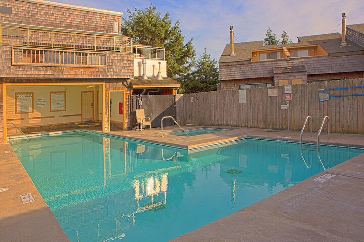 Pool 17 of 42