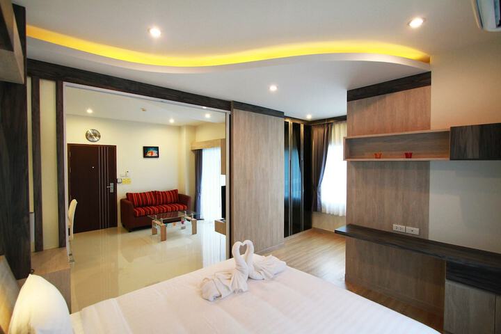 Room 10 of 79