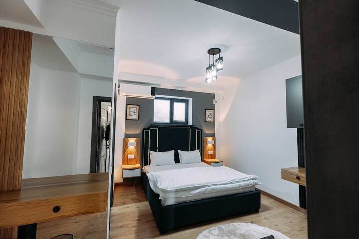 Room 12 of 49