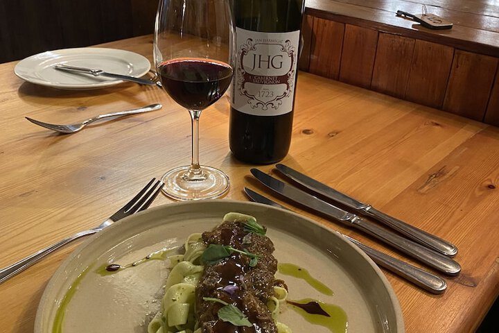 Dining 90 of 139